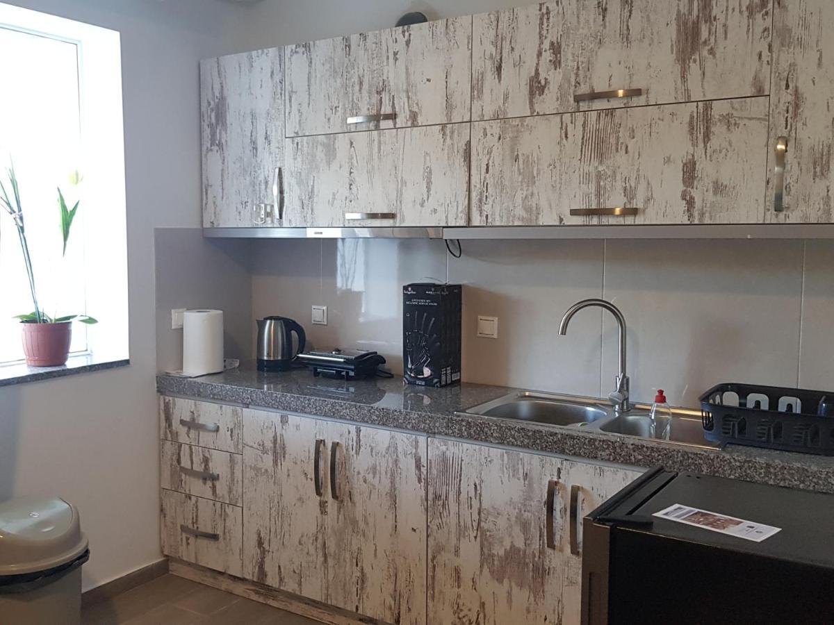 Ola Kala Apartments And Rooms Vlikhon Exterior photo