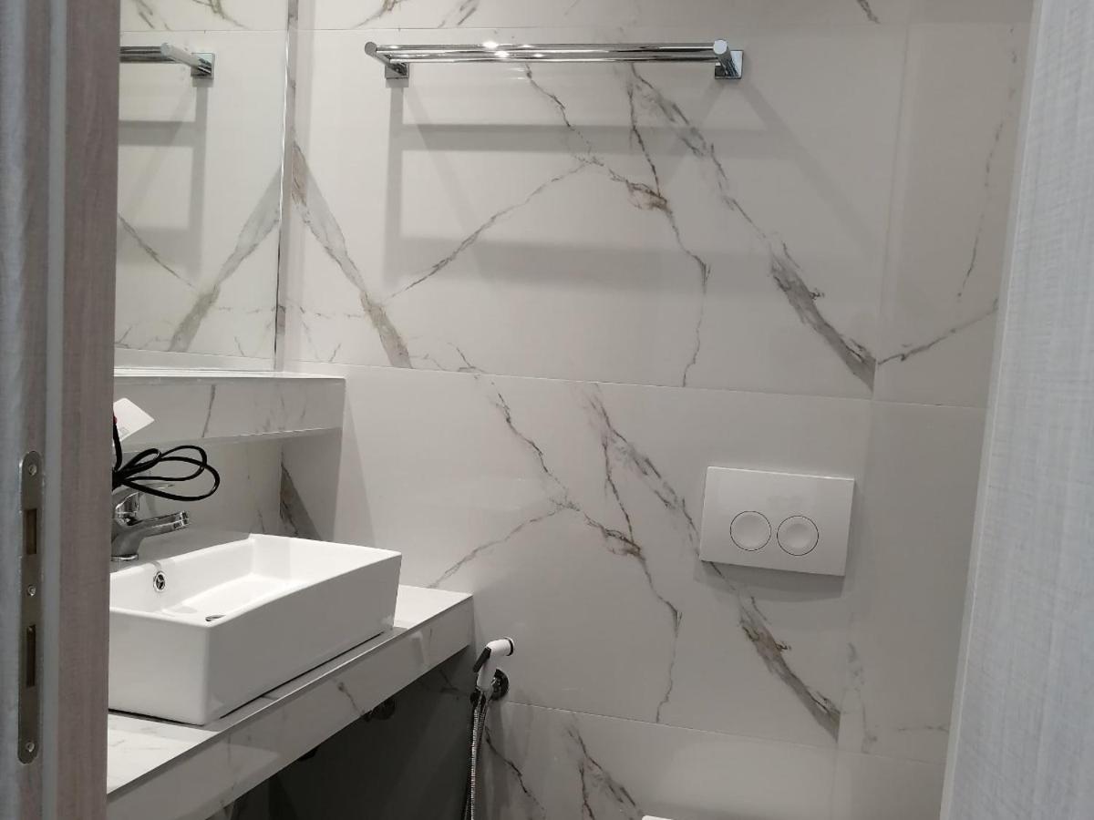 Ola Kala Apartments And Rooms Vlikhon Room photo